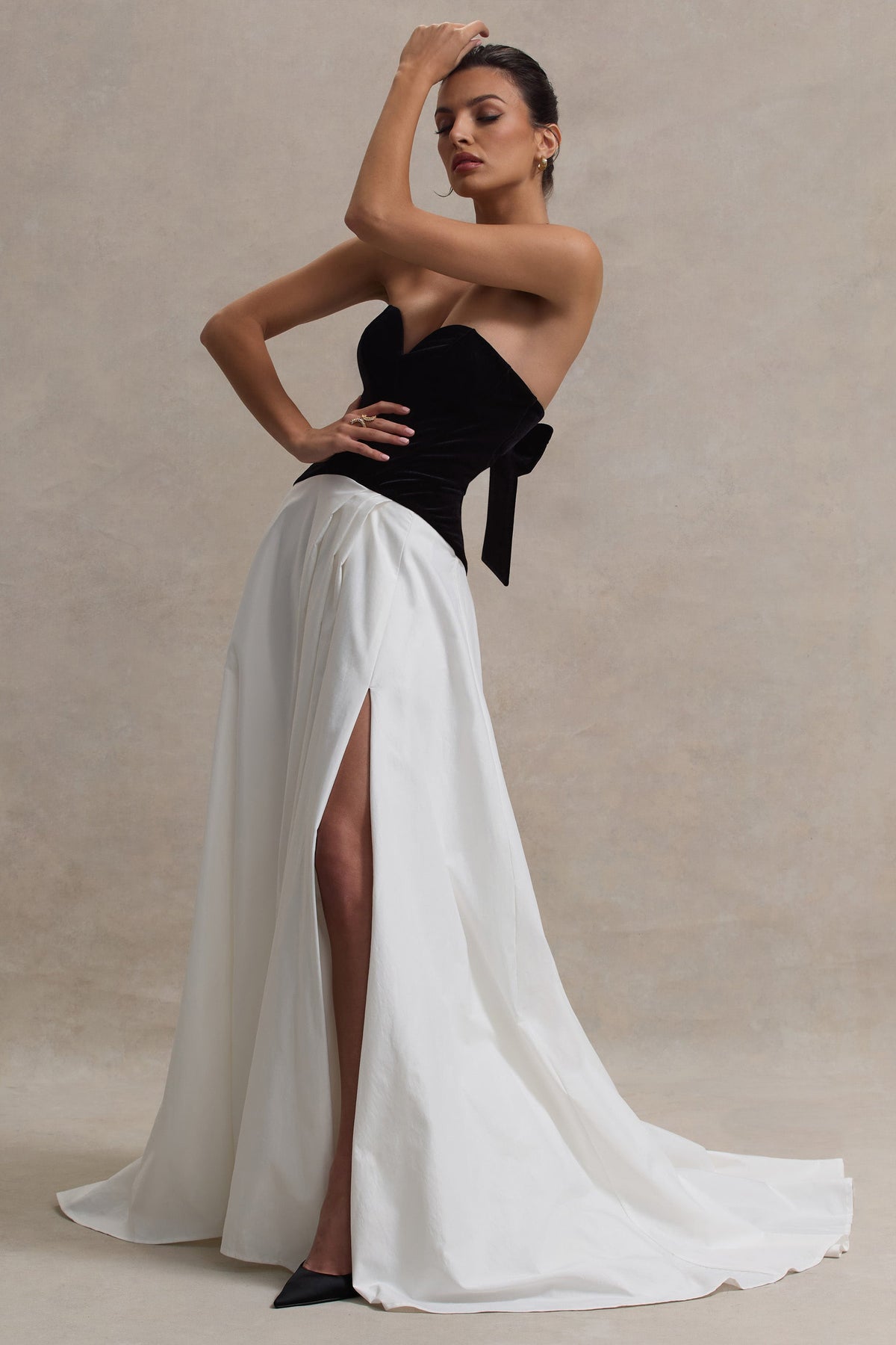 Lucienne | Black & Cream Sweetheart Corset Split Maxi Dress - Club L 