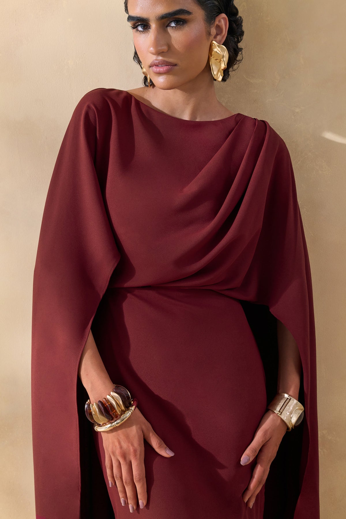 ECM_HR_CL136358037---Pristina-_-Burgundy-Boat-Neck-Woven-Maxi-Dress-With-Cape-Detail-0.jpg