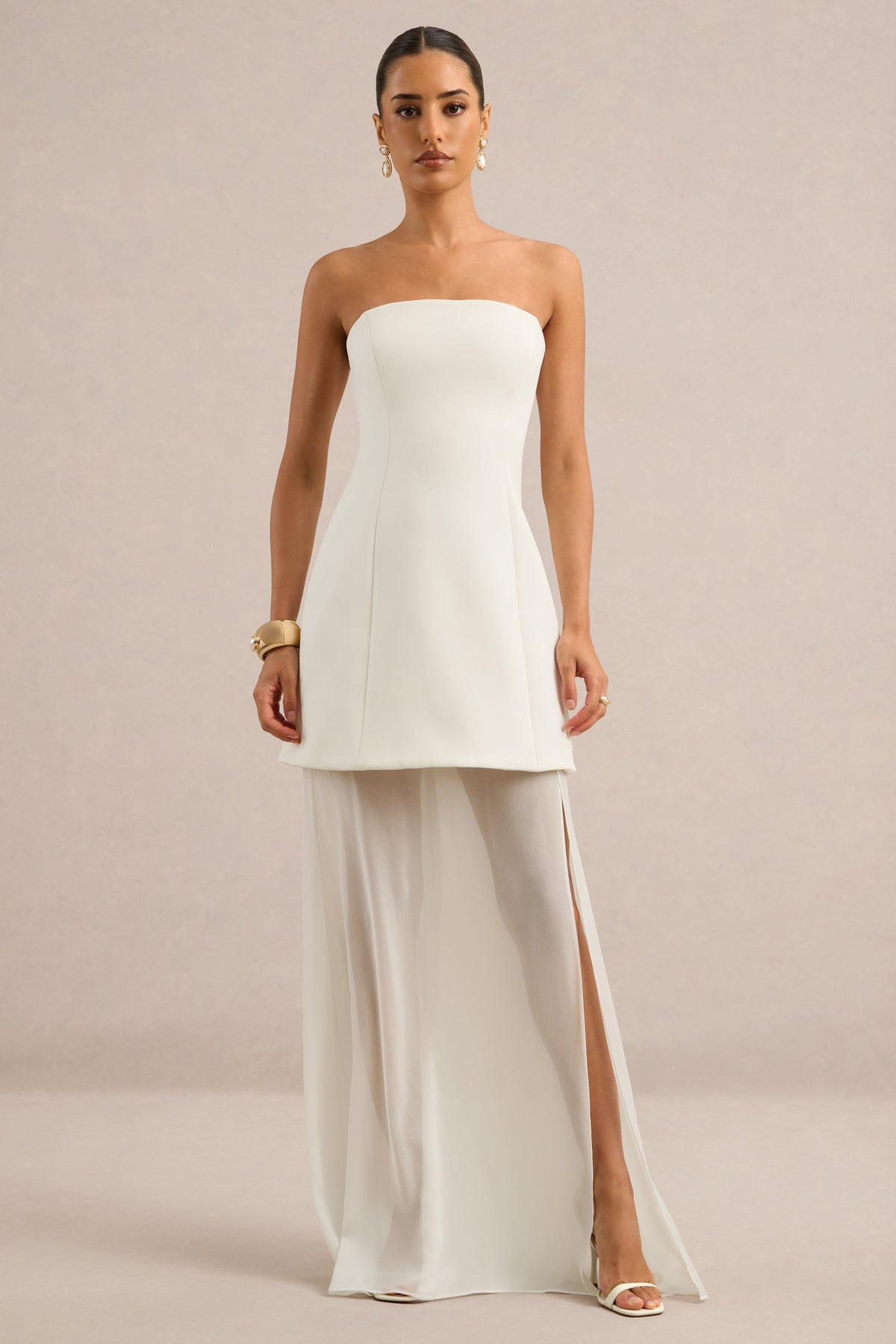 ECM_HR_CL136957110 - Chessa _ White Boat-Neck Maxi Dress With Sheer Cape6.jpg
