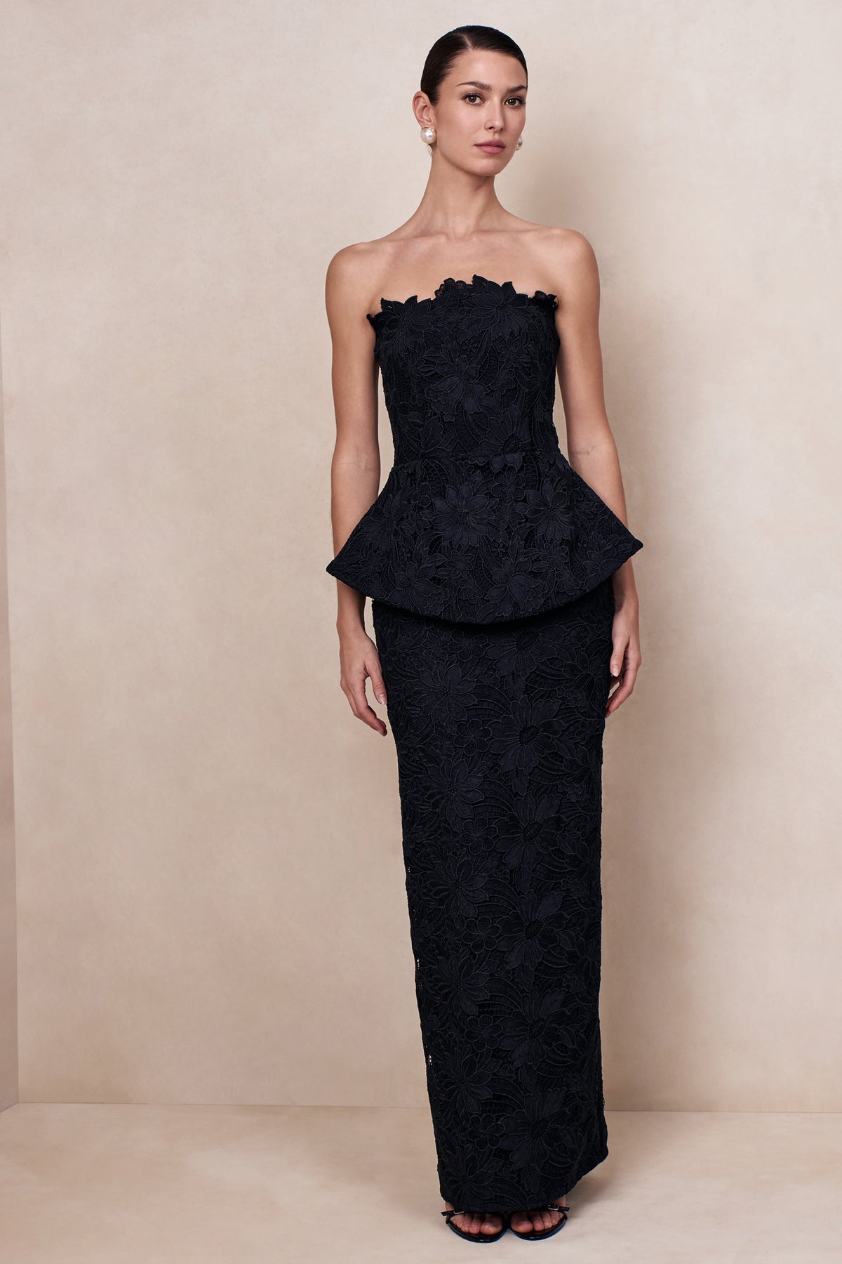 ECM_CL137309001---Delvine-_-Black-Lace-Bandeau-Corset-Maxi-Dress-03.jpg