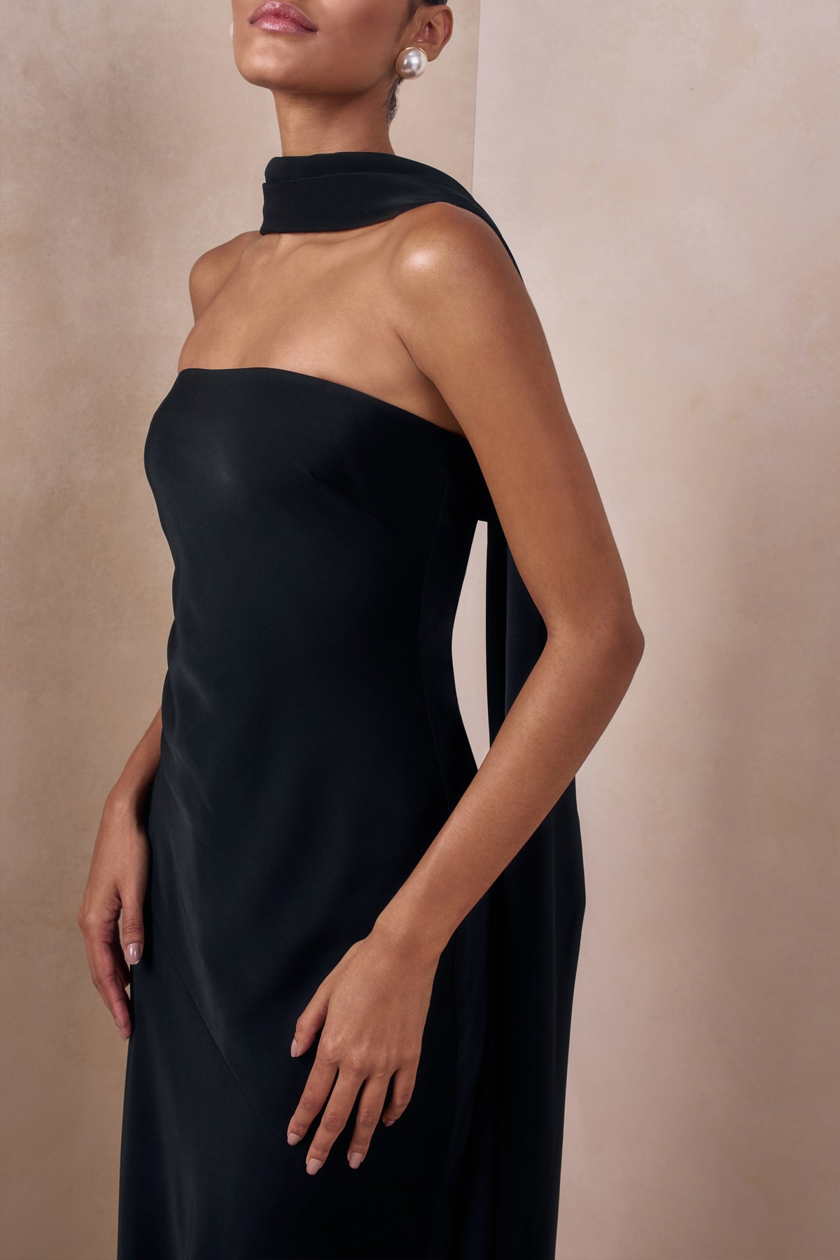 ECM_HR_CL137324001---Charly-_-Black-Satin-Bandeau-Maxi-Dress-With-Scarf-Detail3.jpg