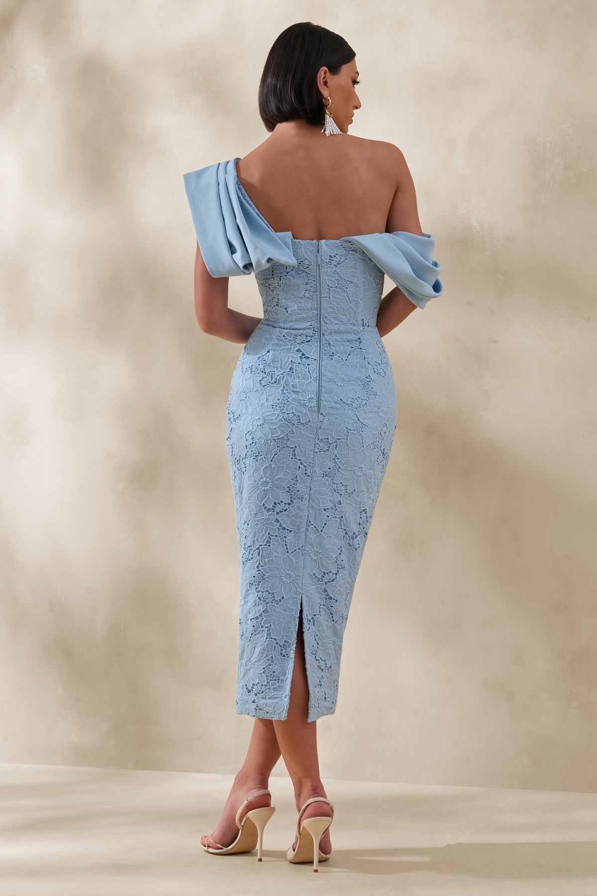 ECM_HR_CL137397013---Loria-_-Powder-Blue-Lace-Asymmetric-Neck-Midi-Dress-With-Draped-Detailing-3.jpg