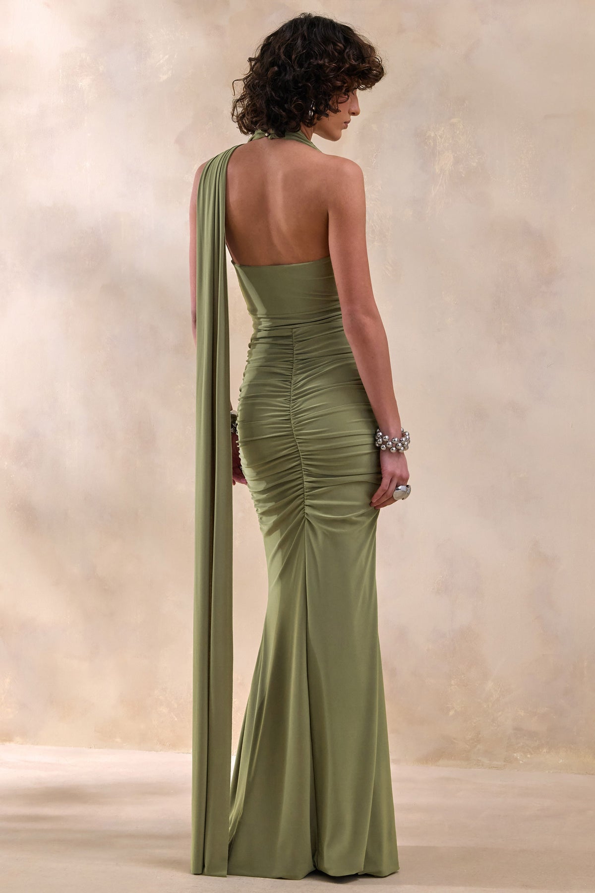ECM_HR_CL137598031---Roselani-_-Olive-Halter-Neck-Maxi-Dress-With-Open-Back-3.jpg