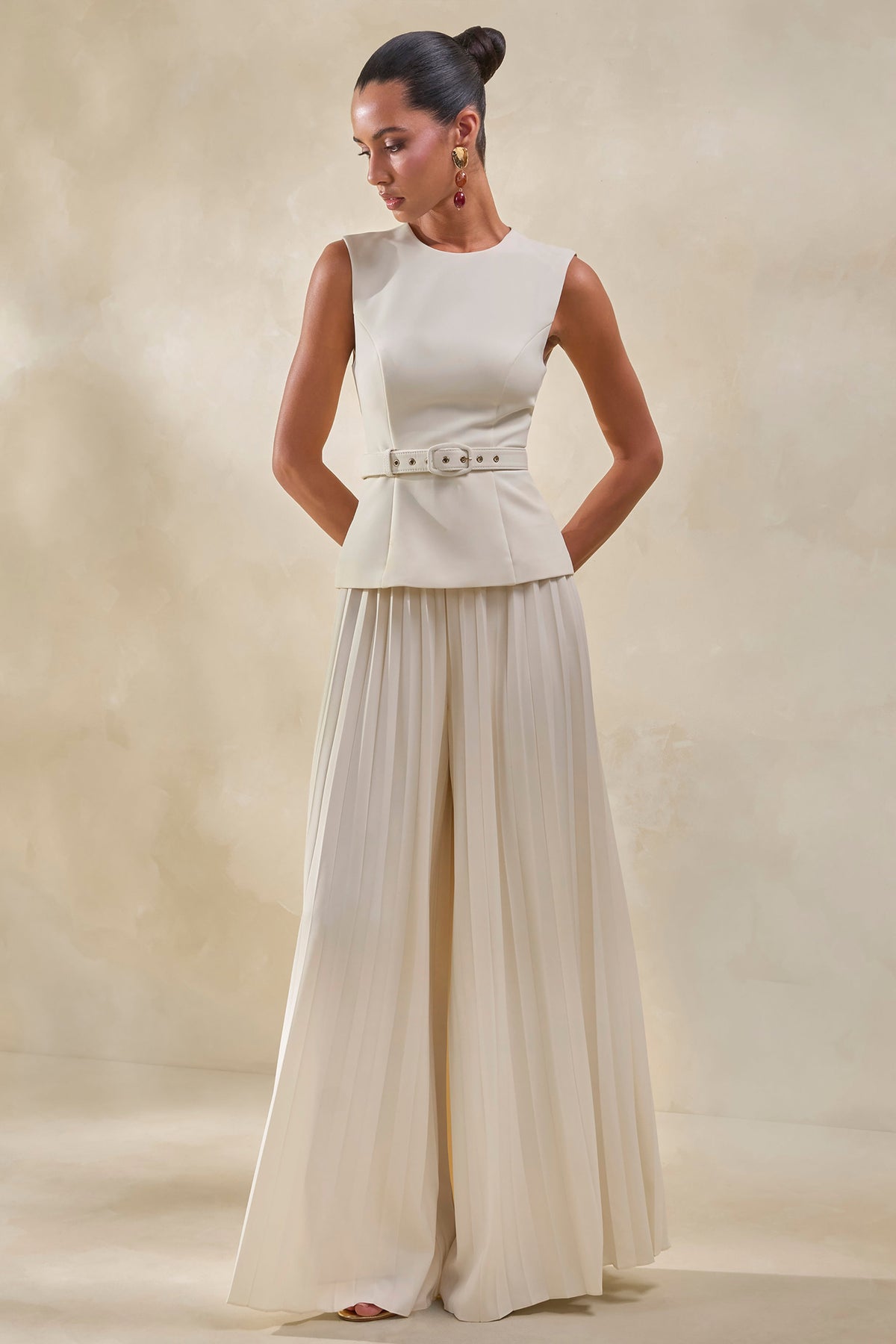 CL13793911106_ECM_HR_CL137939111---Karienne-_-Cream-Round-Neck-Top-With-Belted-Detail-_-CL137940111---Lerenza-_-Cream-Satin-Wide-Leg-Pleated-Trousers0