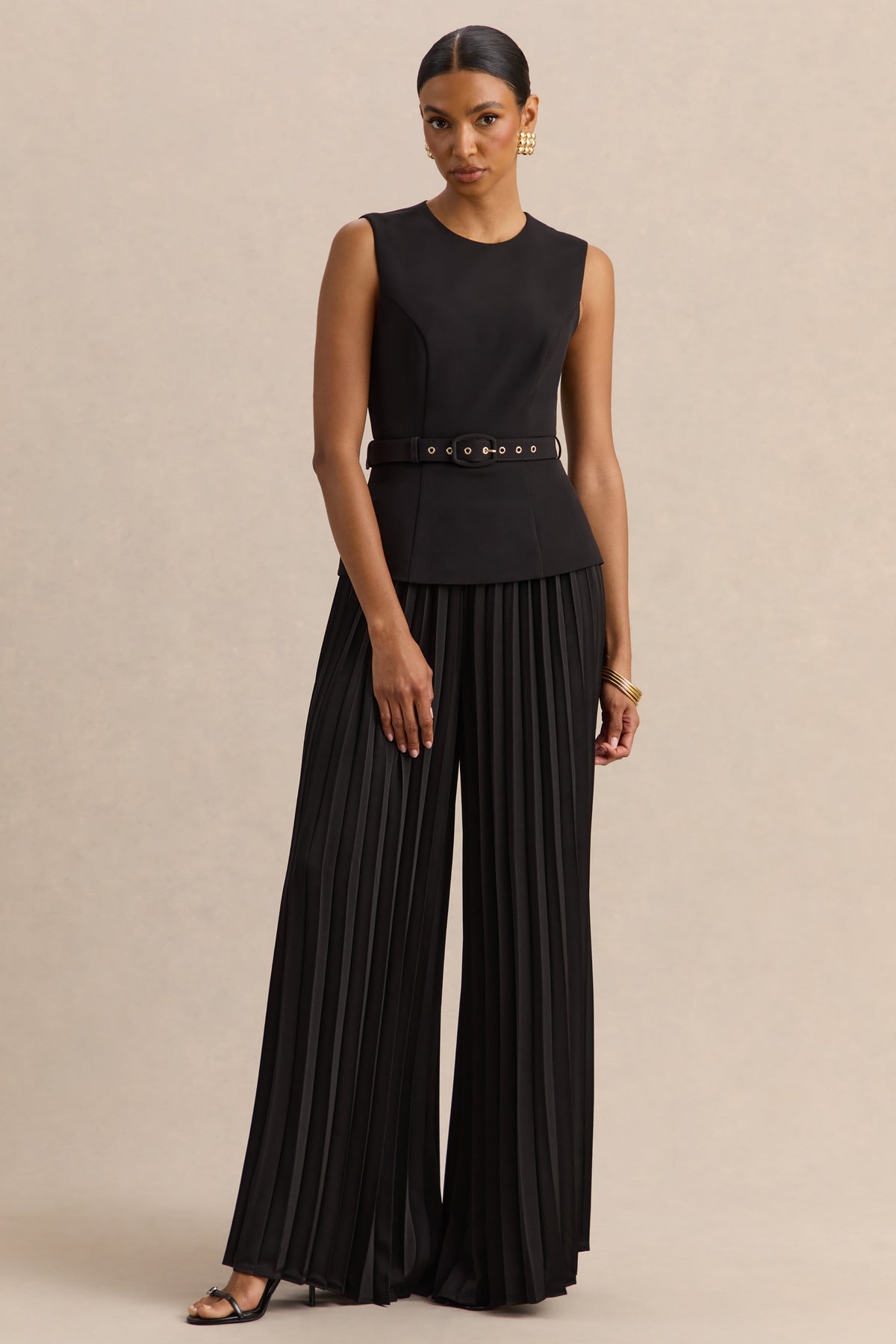 CL137940001---Lerenza-_-Black-Satin-Wide-Leg-Pleated-Trousers-+-CL137939001---Karienne-_-Black-Round-Neck-Top-With-Belted-Detail_04.jpg