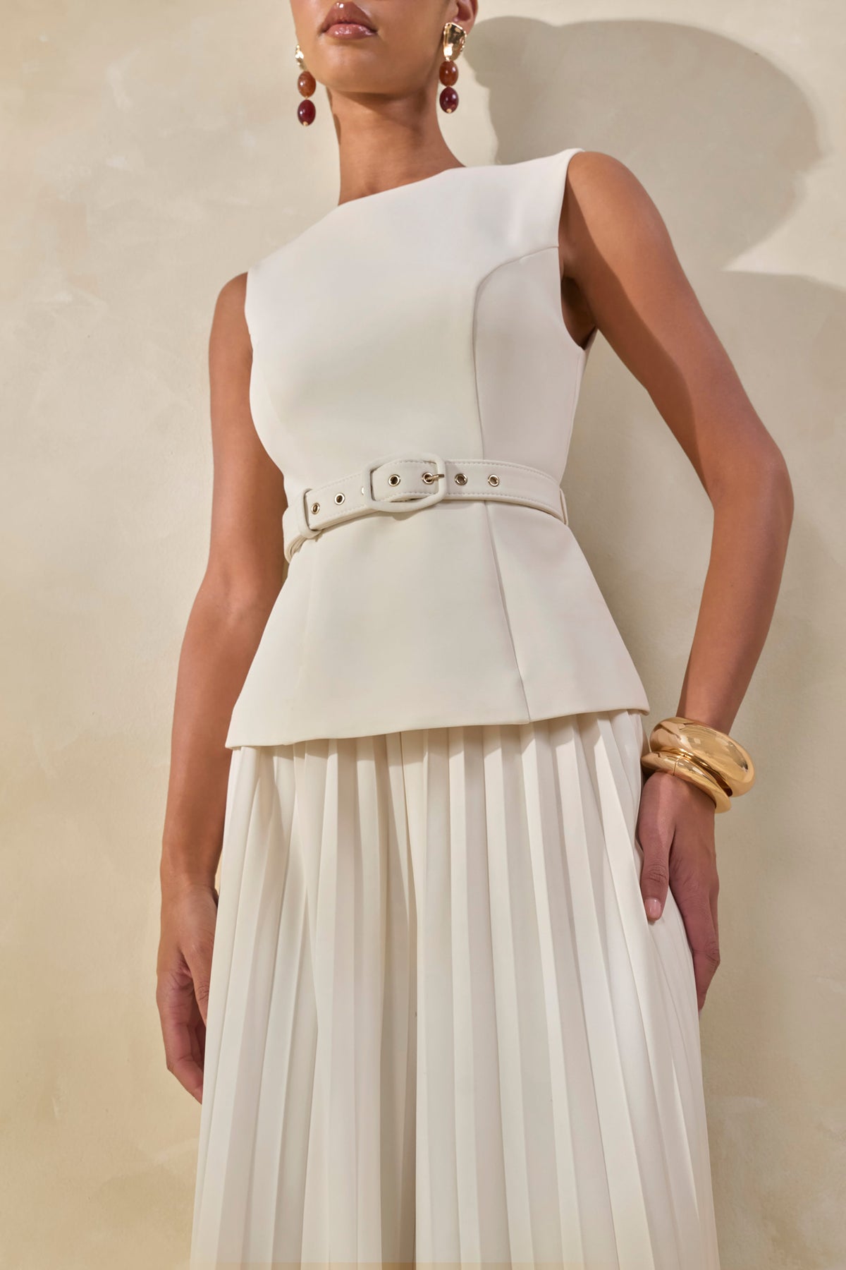 CL13794011106_ECM_HR_CL137939111---Karienne-_-Cream-Round-Neck-Top-With-Belted-Detail-_-CL137940111---Lerenza-_-Cream-Satin-Wide-Leg-Pleated-Trousers8