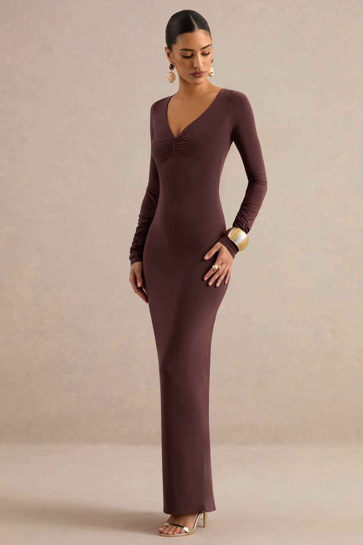 CL13876902206_ECM_HR_CL138769022_-_Lucina___Dark_Brown_V-Neck_Maxi_Dress_With_Ruched_Detailing_1